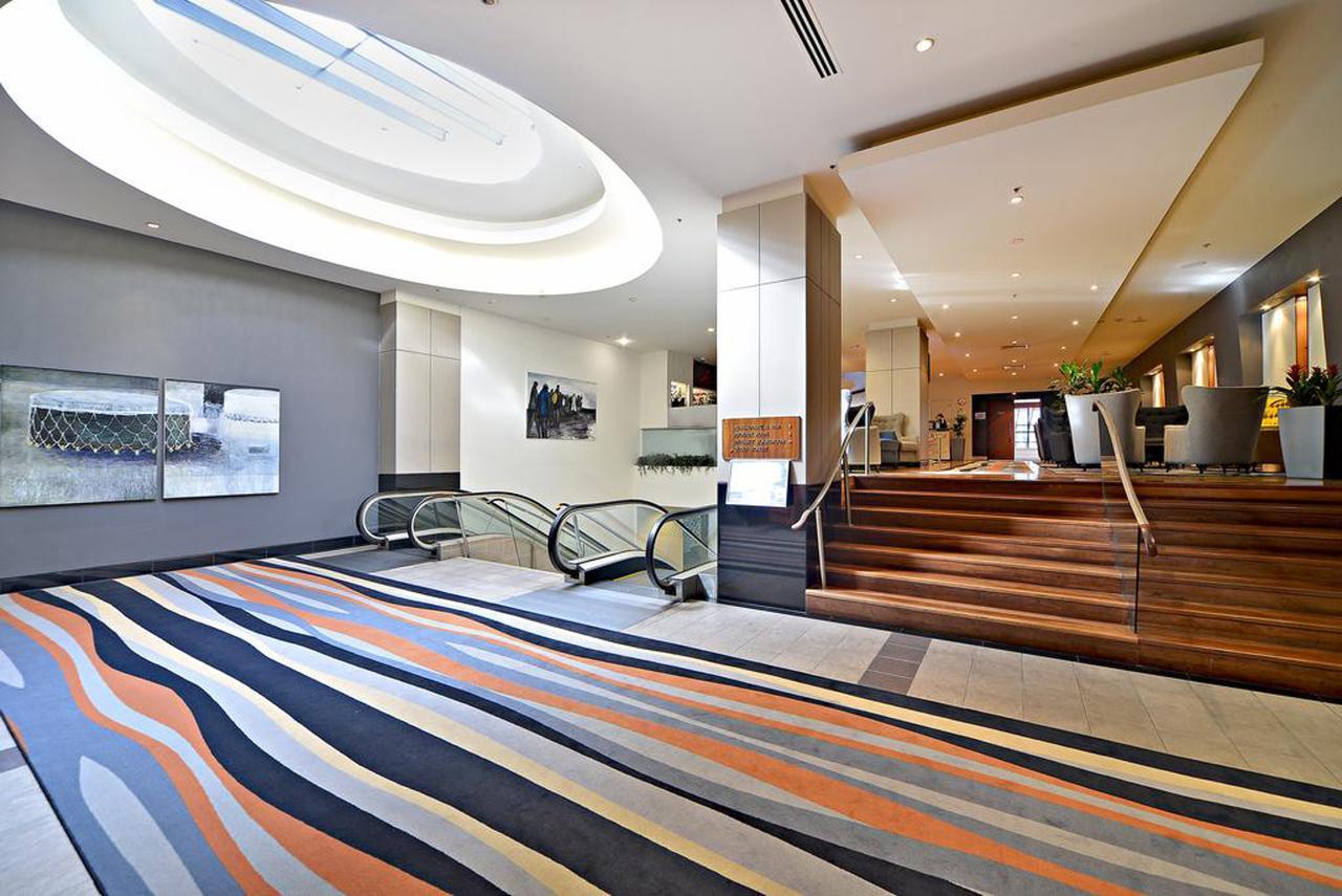 Gorgeous Apartment! Nice Views, Pool And Gym. โอ๊คแลนด์ ภายนอก รูปภาพ