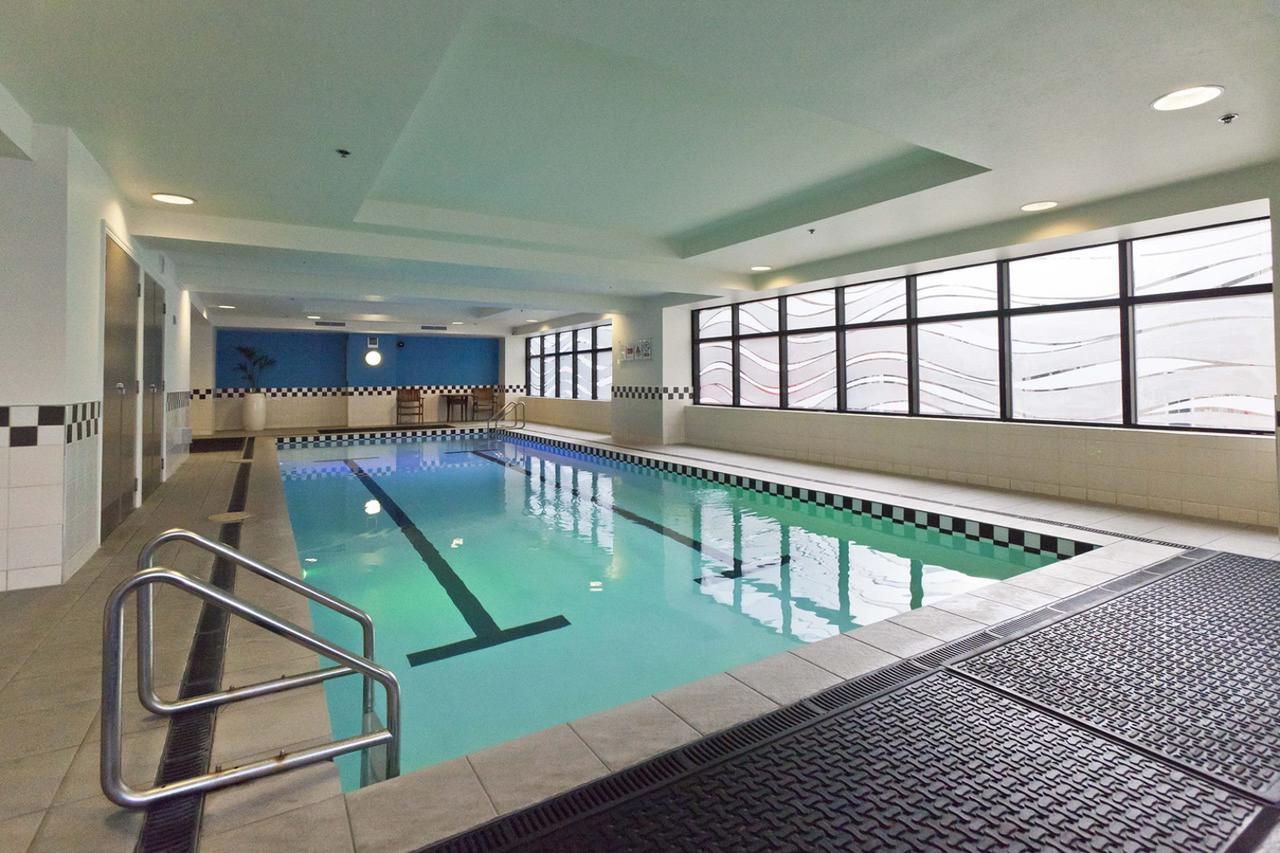 Gorgeous Apartment! Nice Views, Pool And Gym. โอ๊คแลนด์ ภายนอก รูปภาพ